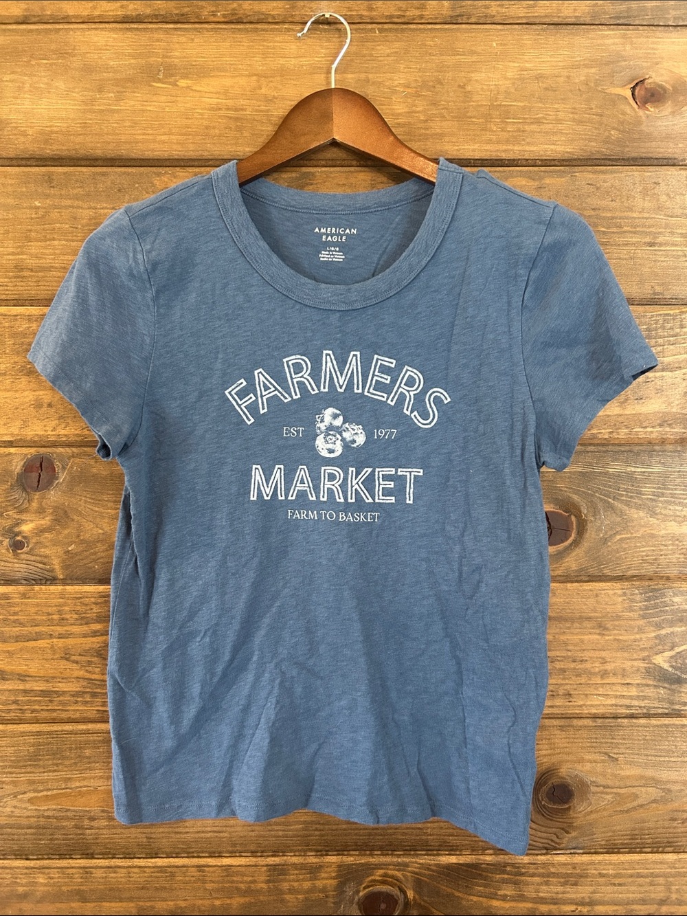 American Eagle Outfitters Blue "Farmers Market" Short Sleeve Tee